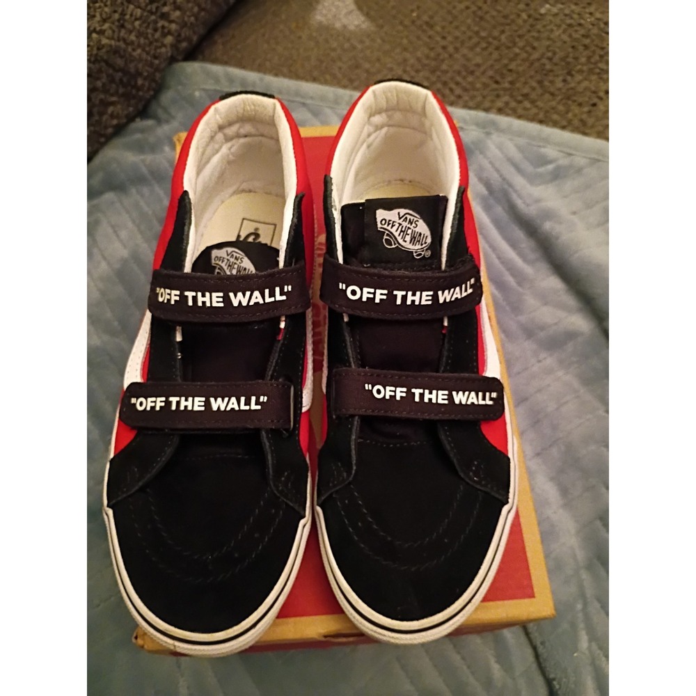 Good Used Condition Kids Size 5.5 Vans SK8 Mid Reissue V Black/ True White